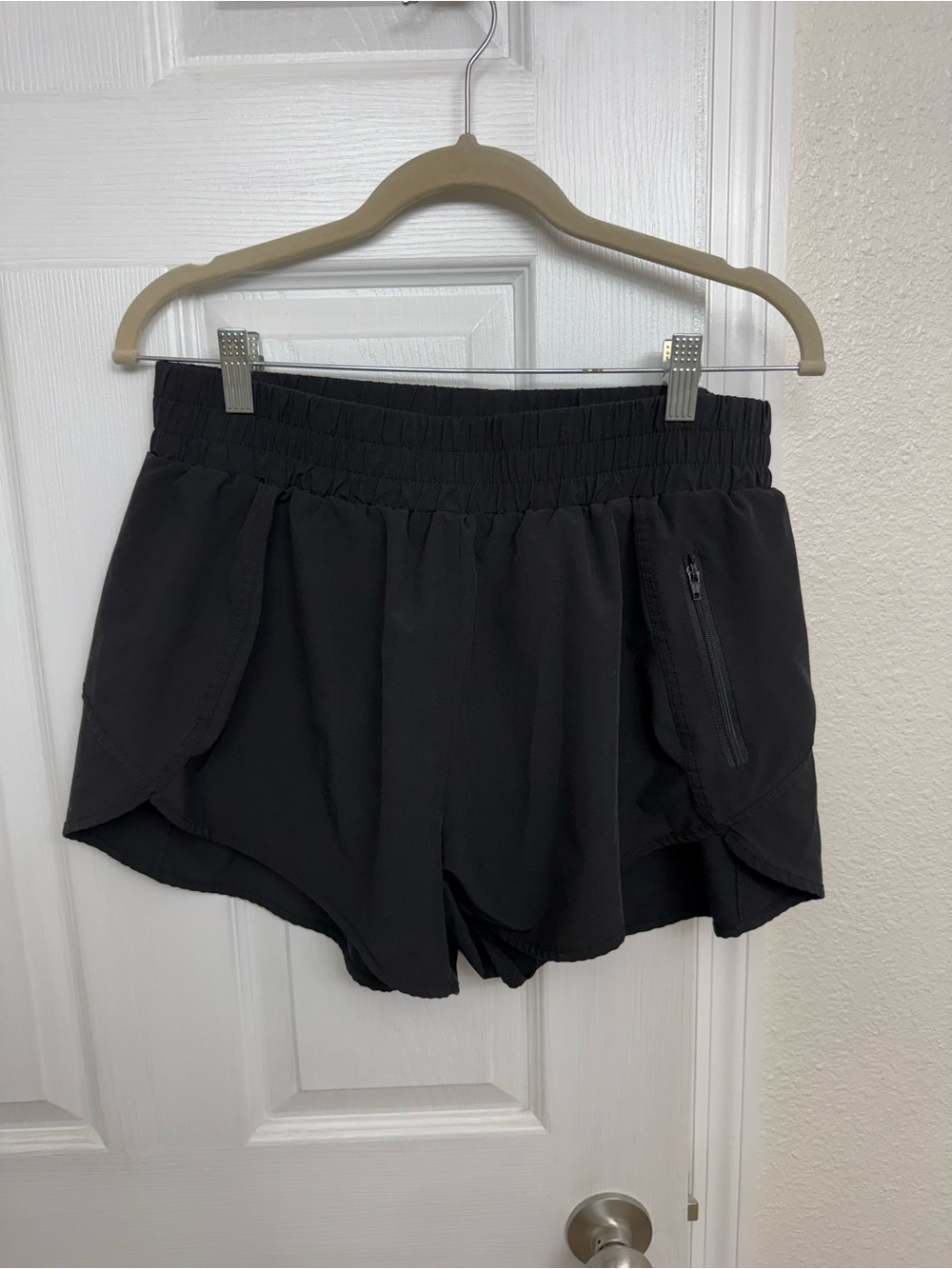 Black Women's Athletic Shorts with Zipper Pocket